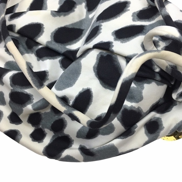 VICTORIA’S SECRET Bikini Top Halter Tie Neck Animal Print Leopard Cheetah 32B - Picture 9 of 15